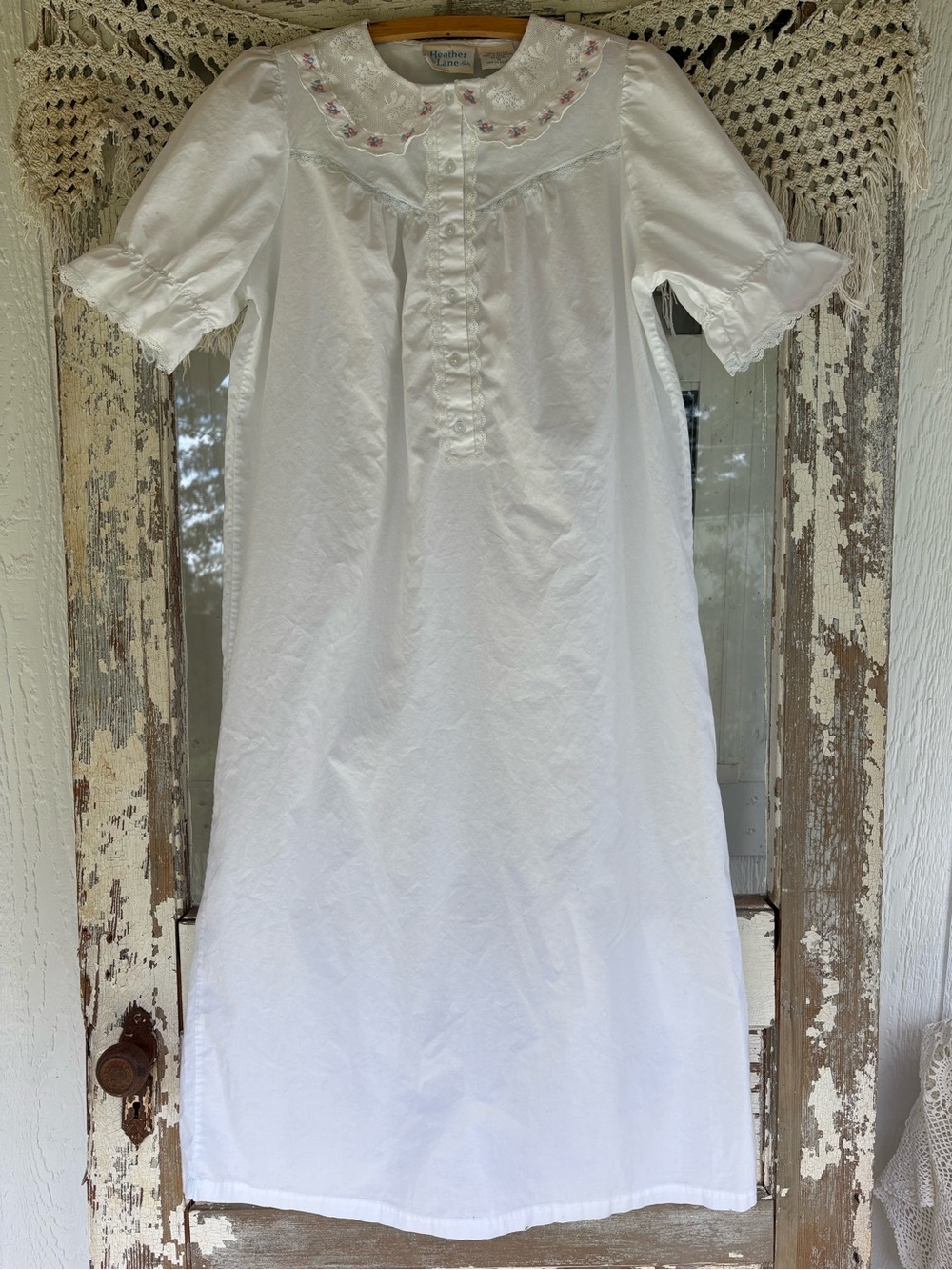 Vintage White Cotton Nightgown with Lace insert Floral Embroidery